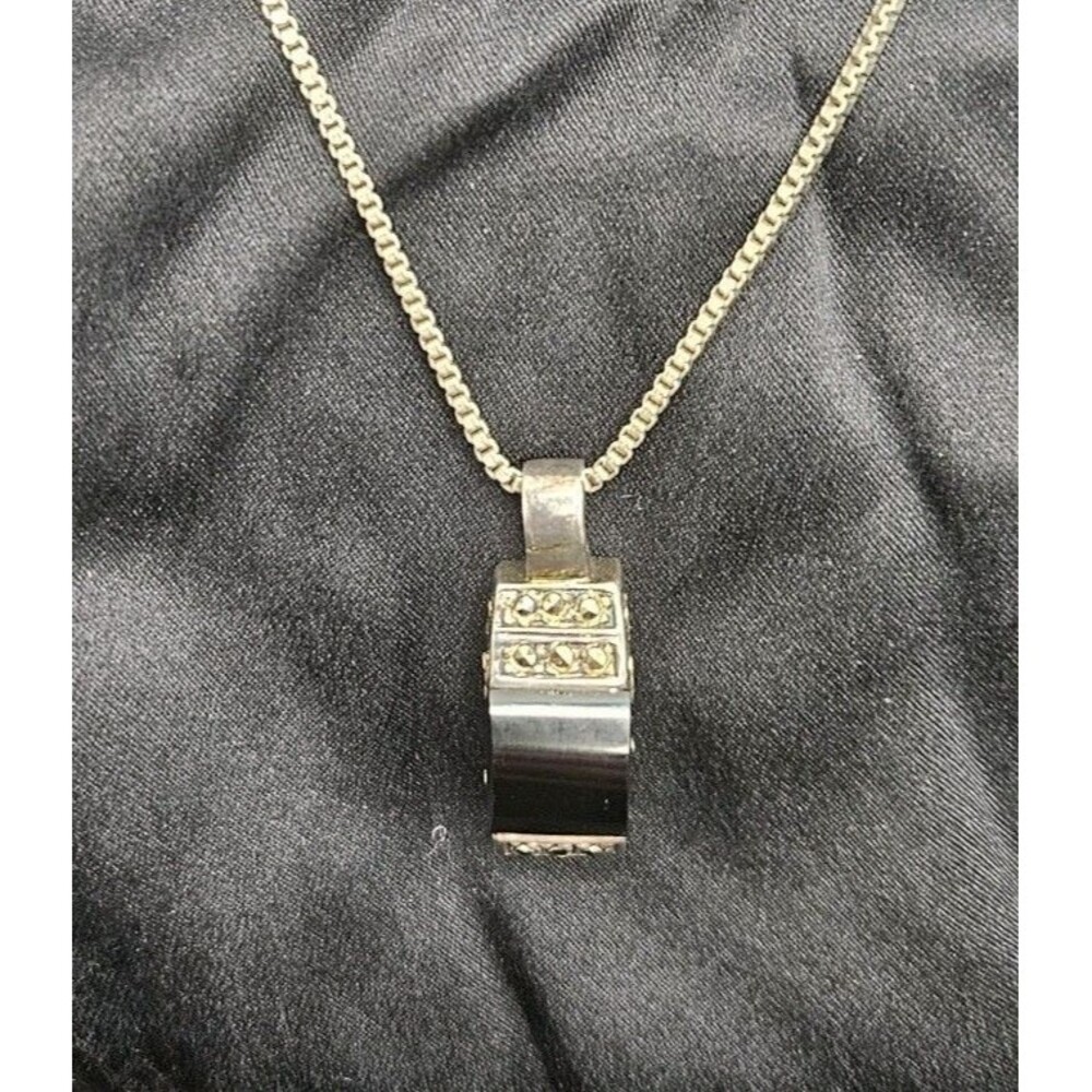 Vintage Black Onix Necklace Pendant 28 Inch J167